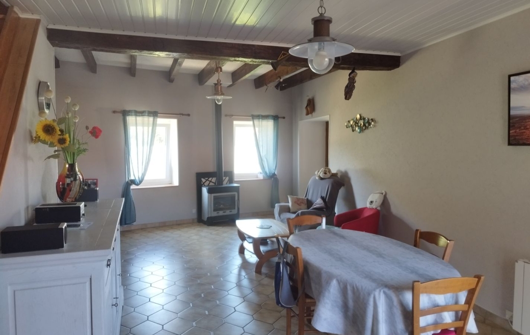 3P IMMOBILIER : Maison / Villa | LIMONY (07340) | 179 m2 | 249 000 € 