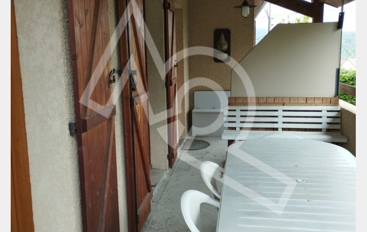 Maison PELUSSIN 106 m2 315 000 € Maison PELUSSIN 106 m2 315 000 €