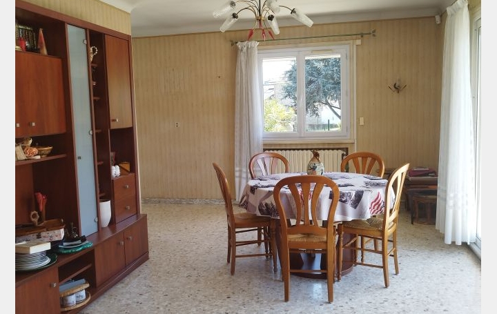 Maison   SAINT-PIERRE-DE-BOEUF  124 m2 229 000 € 